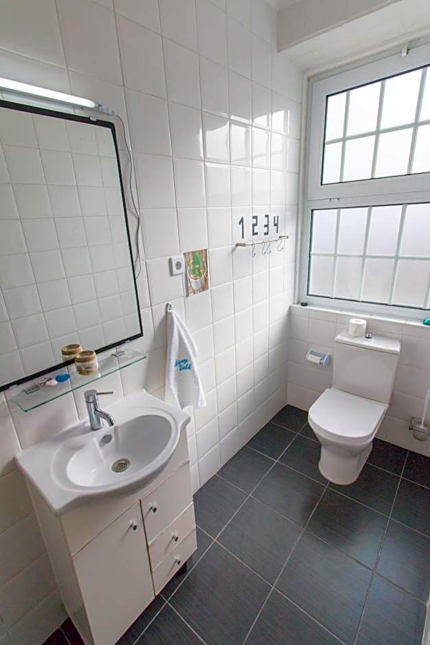 Change The World Hostels - Açores - Ponta Delgada