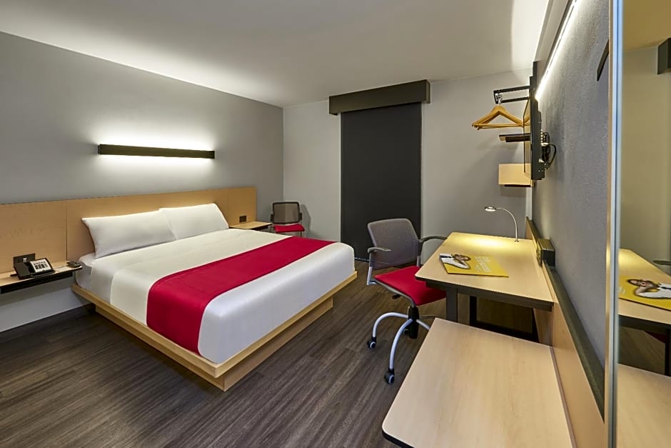 City Express by Marriott Ciudad de México La Villa
