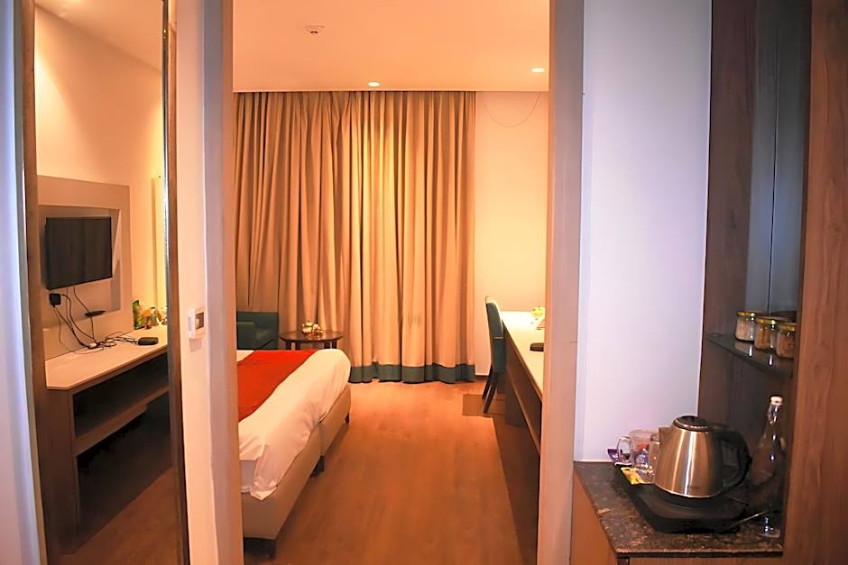 Lemonwood Suites By F9 Hotels