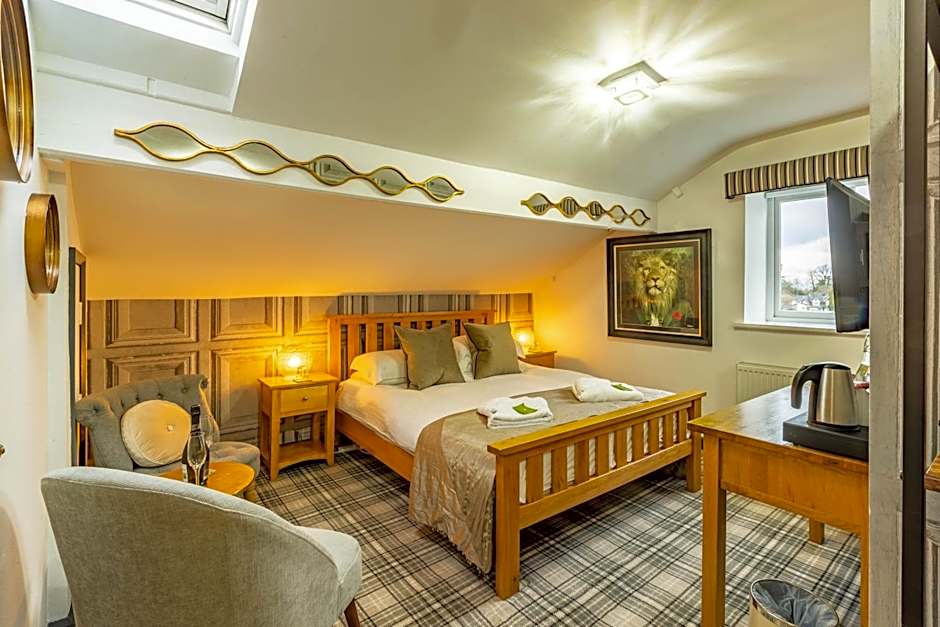 Holly Lodge Guest House with FREE off site health club
