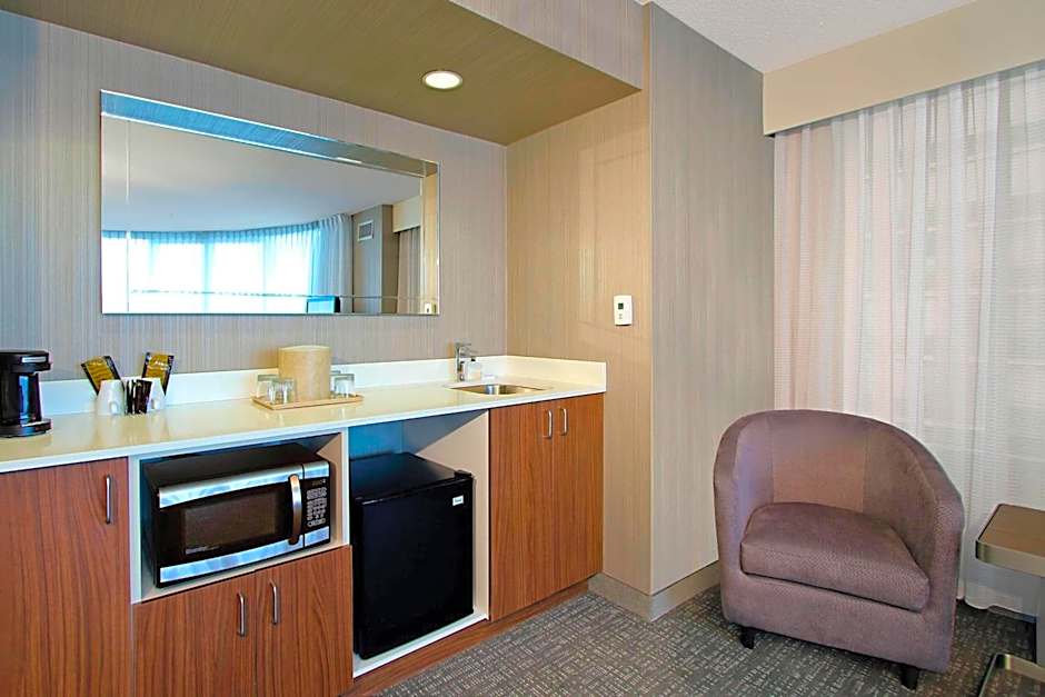 Courtyard by Marriott Oakland Downtown