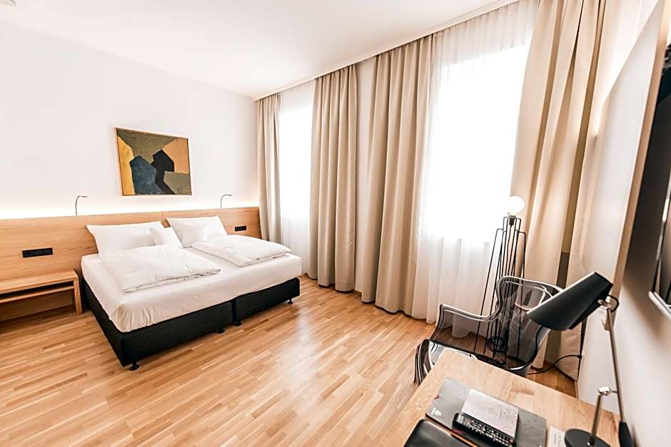 Göttfried - essen trinken schlafen