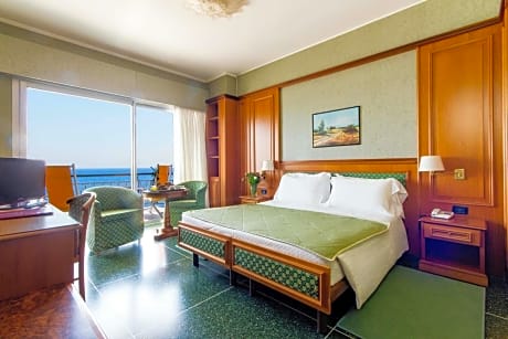 Superior Double Room with Sea View