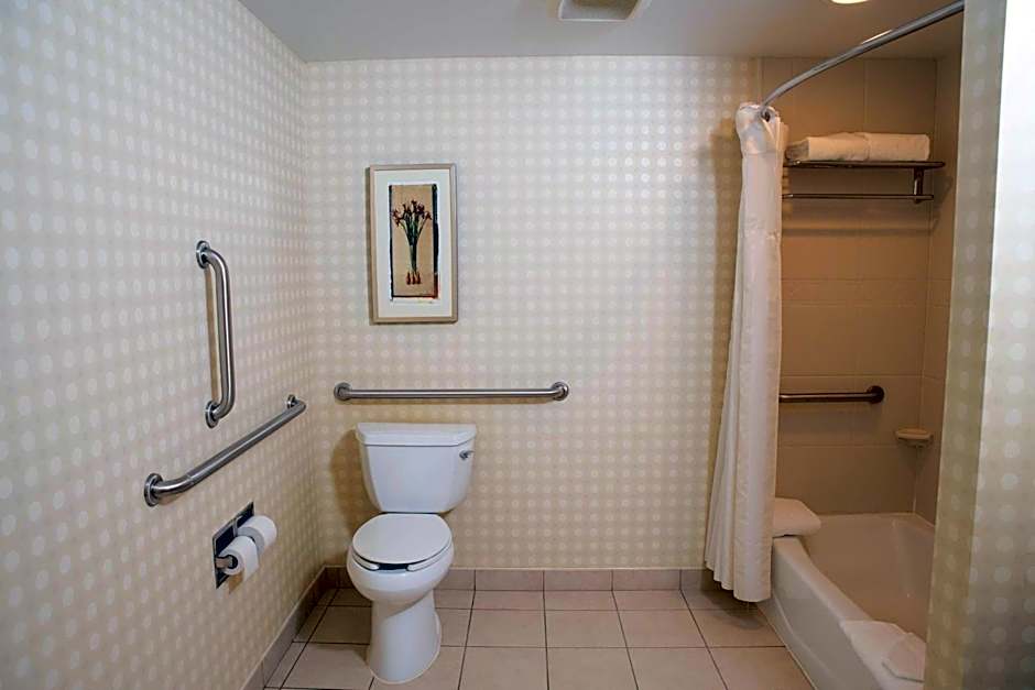 Hilton Garden Inn Erie