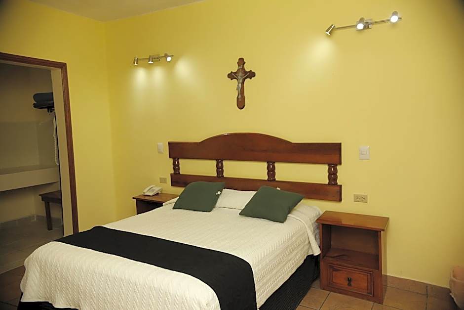 Hotel Posada Santa Fe Sabinas