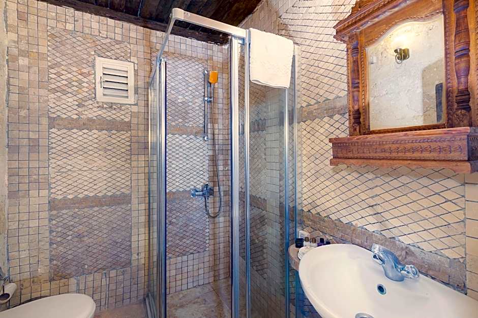 Cappadocia Splendid Cave Hotel