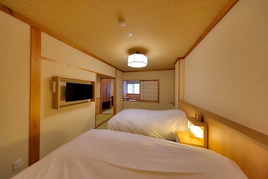 Foto 1 daripada 7 — Renovated Japanese-Western Style Room with Private Bath 45 sqm