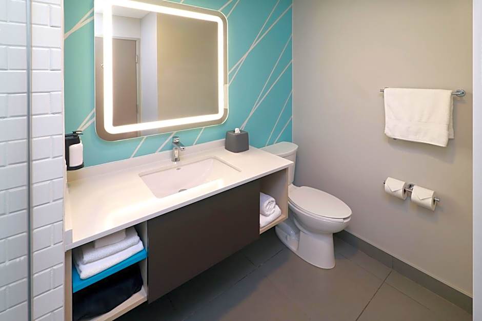 Avid Hotels Tijuana Otay By IHG