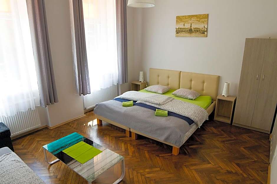 Dream Hostel & Apartments