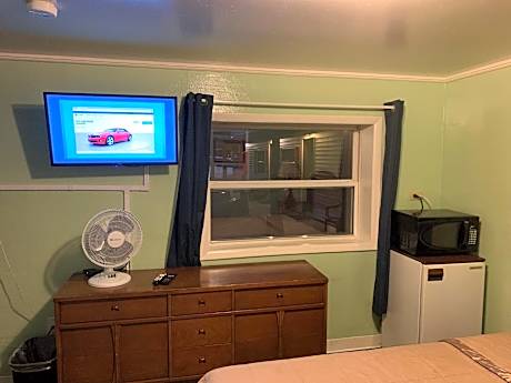 Deluxe Queen Room