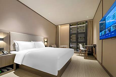 Business Queen Bed Room