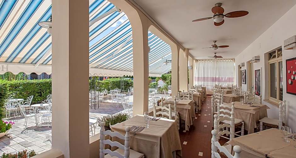 Hotel Sandalyon