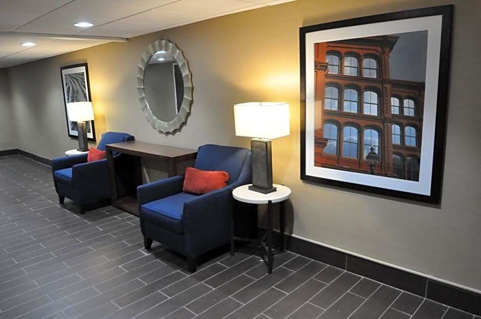 Comfort Inn & Suites Aberdeen