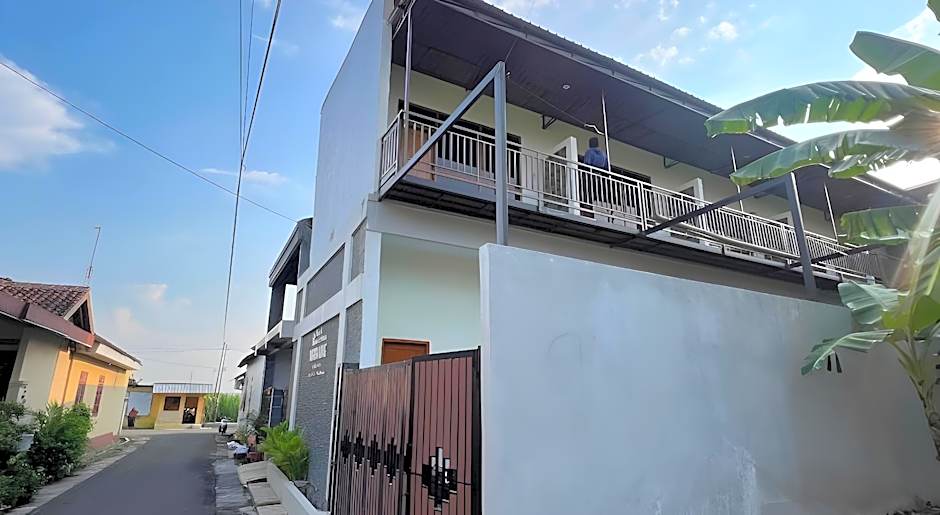 Nofrah House Syariah Mitra RedDoorz