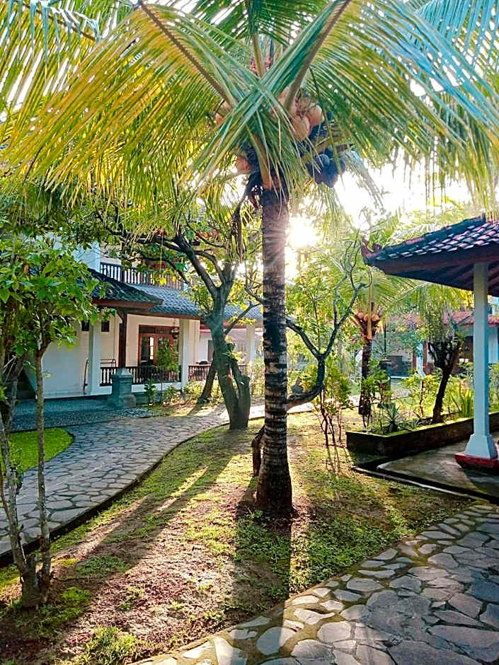 Rini hotel