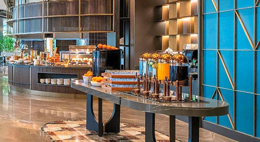 Mövenpick Hotel Istanbul Marmara Sea