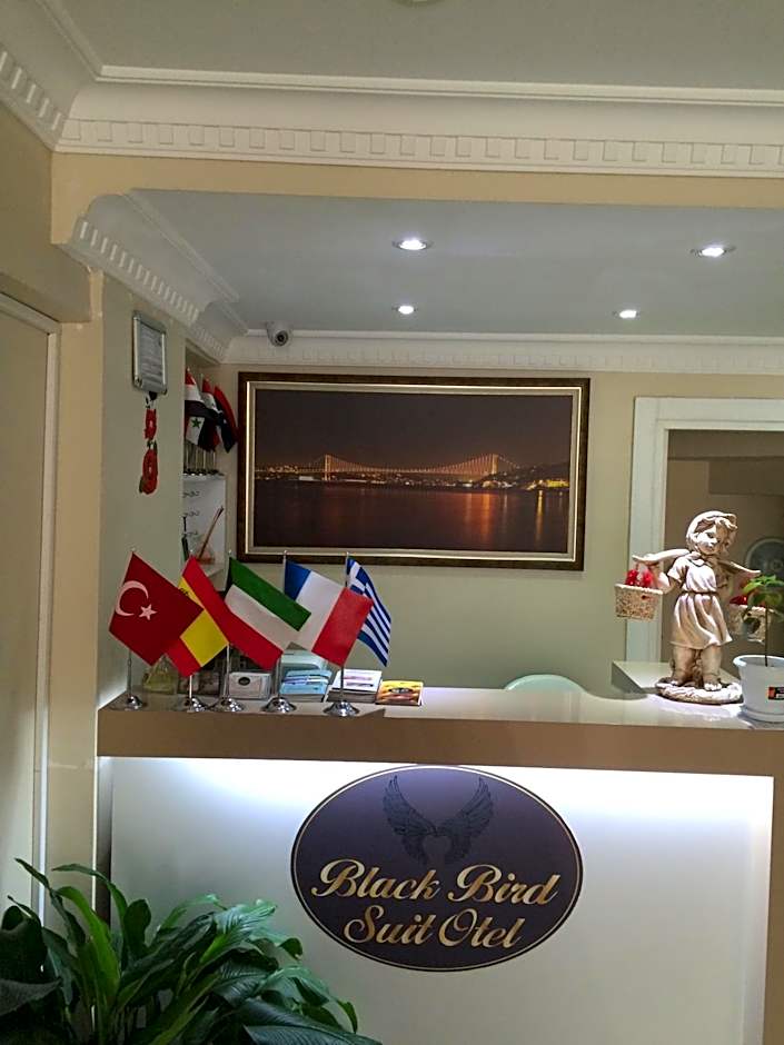 Black Bird Suite Hotel