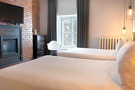 Superior Double Room with Two Double Beds
