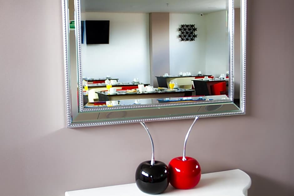 Hotel WLH Bogota - White Lighthouse