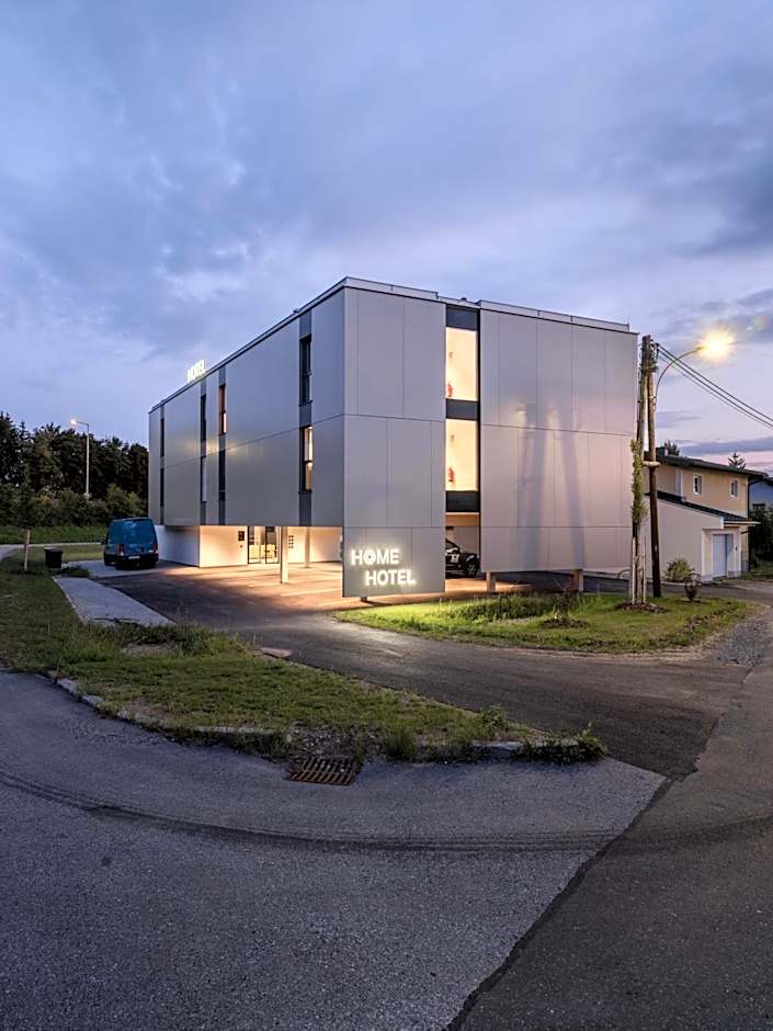 Hotel AT HOME - late arrival self check in