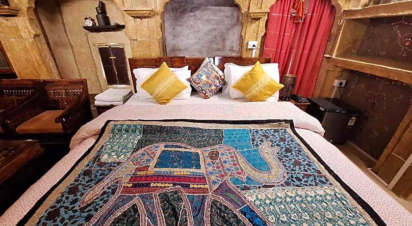 Desert Haveli Guest House