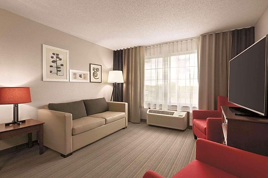 Country Inn & Suites by Radisson, Willmar, MN