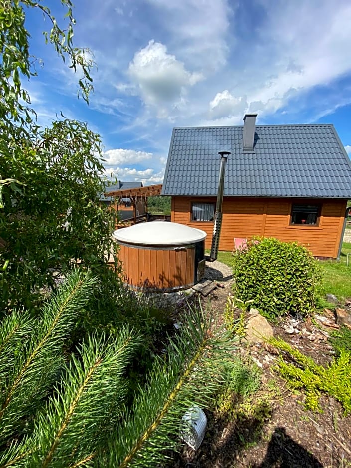 Dolina Bella - ogrzewany domek z balią, sauną i kominkiem w sercu Kaszub