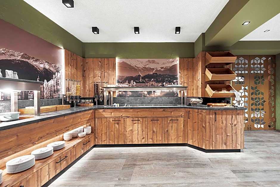 BinderS Budget City-Mountain Hotel