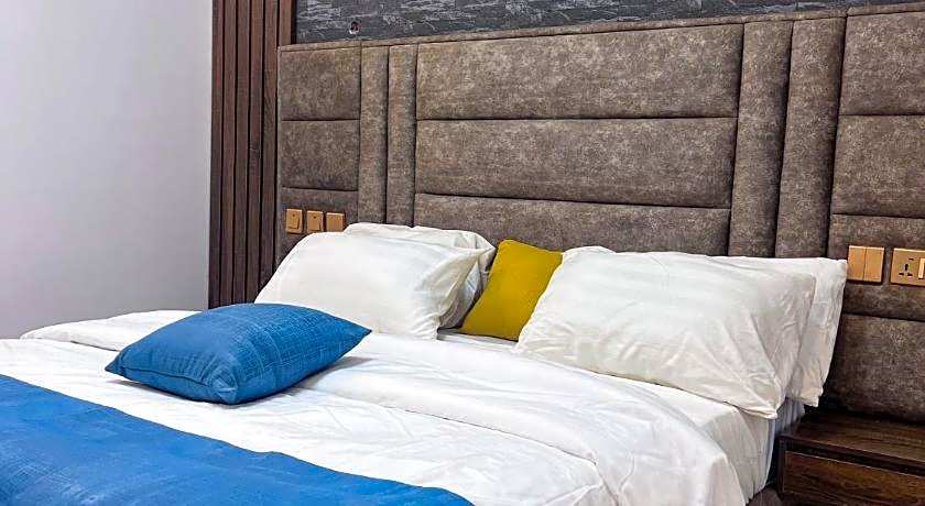 Dreamland Suites