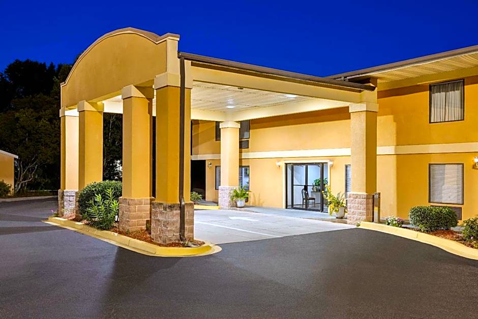 Days Inn by Wyndham Blythewood North Columbia