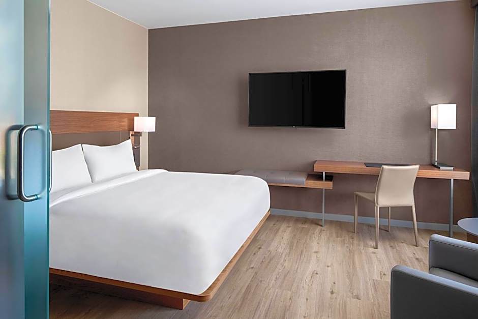 AC Hotel by Marriott Pittsburgh Downtown