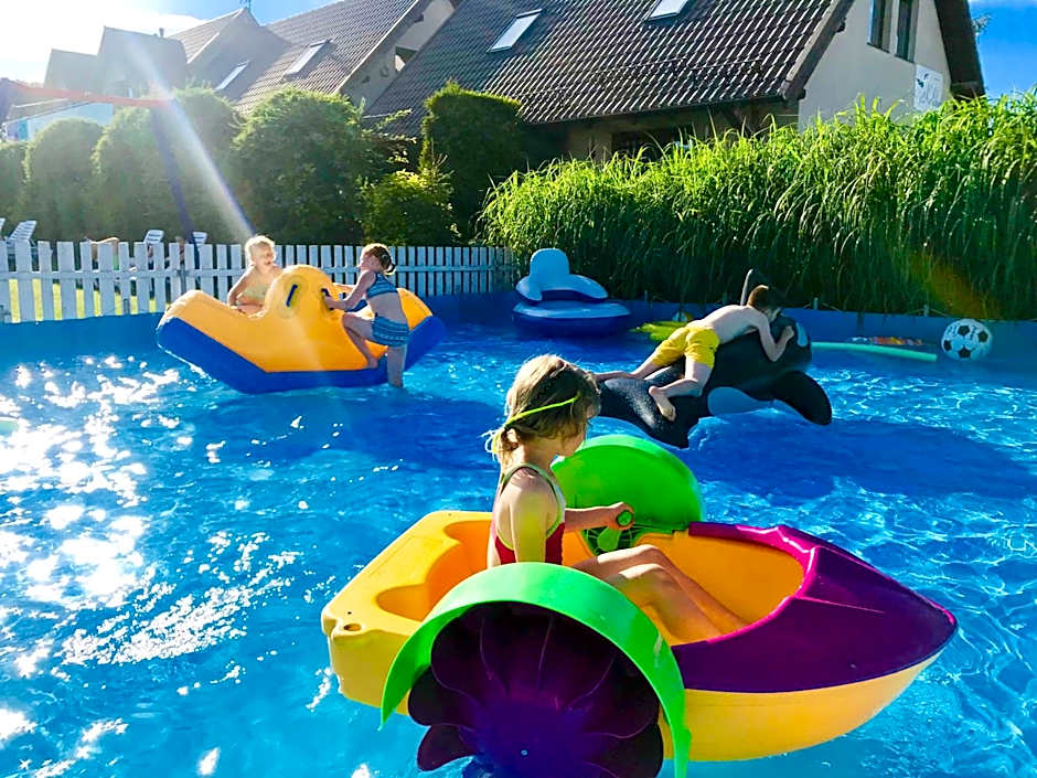 Domki i Apartamenty Całoroczne Koliber