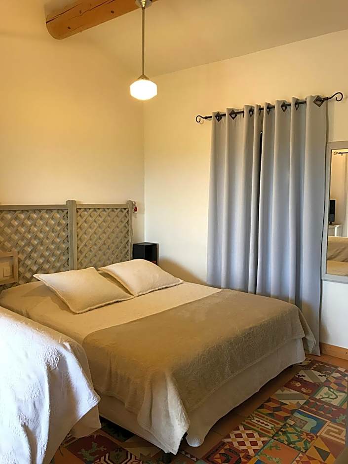 Chambres d'Hôtes et Gîtes Le Mas Mellou