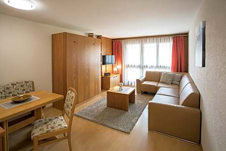 Suite with Mountain View