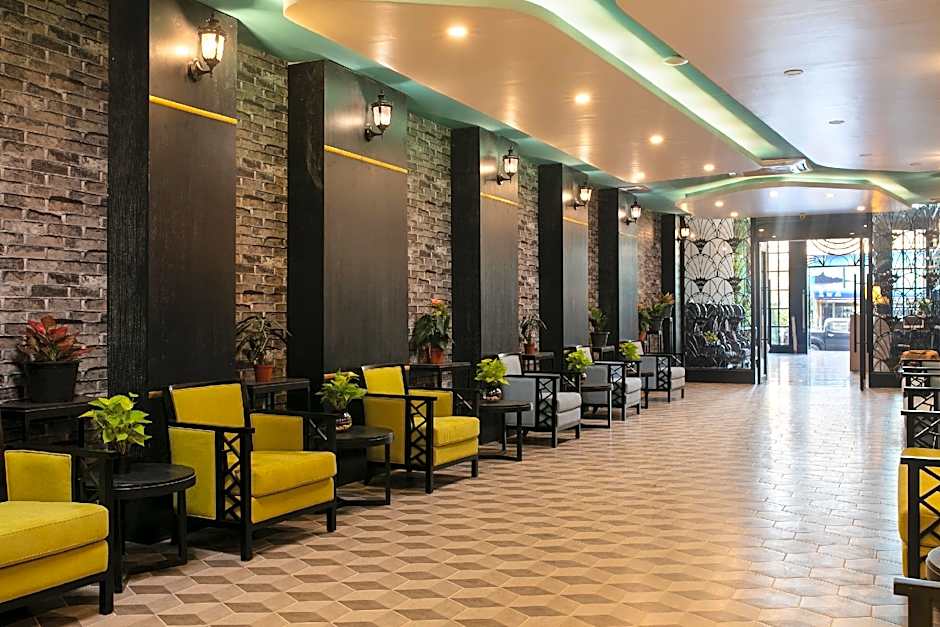 Azalea Parkview Hotel