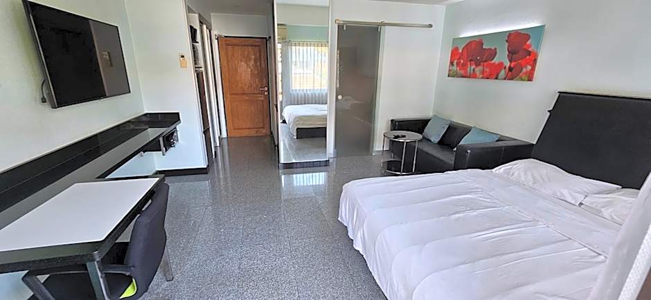 Oasis Rentals, Diana Estate, Pattaya