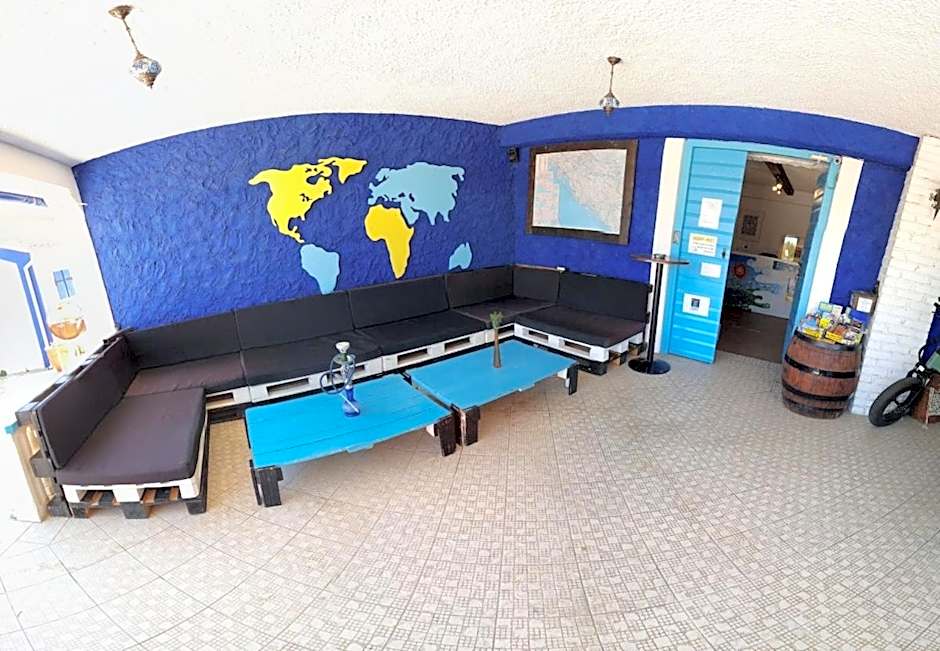 The Lazy Monkey Hostel & Apartments