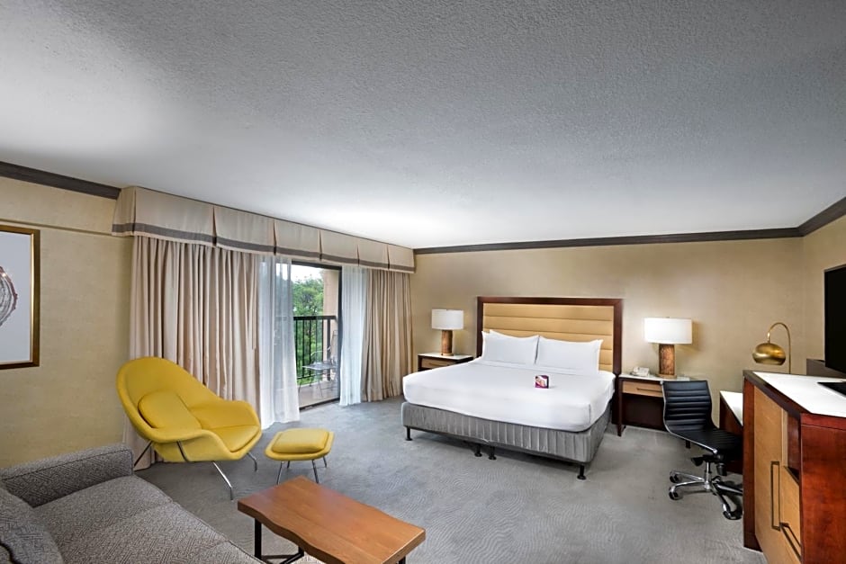 Crowne Plaza Resort Asheville, an IHG Hotel
