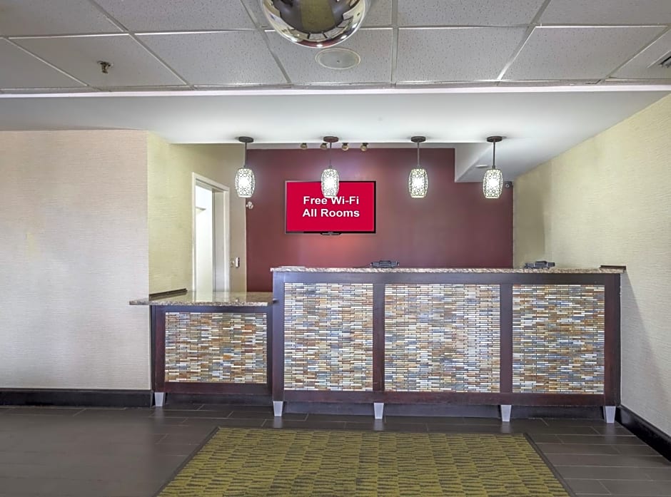 Red Roof Inn Ames