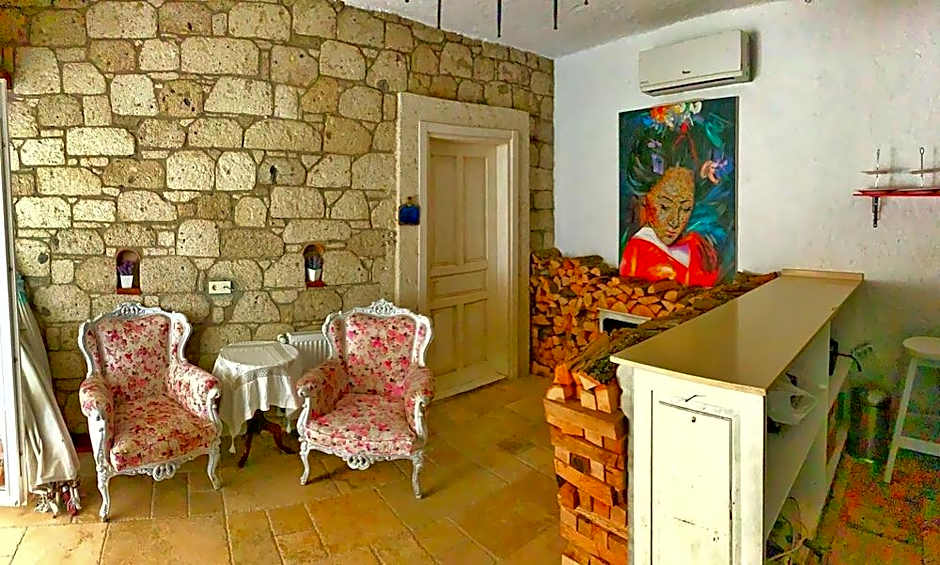 Rue d’Azur Alacati