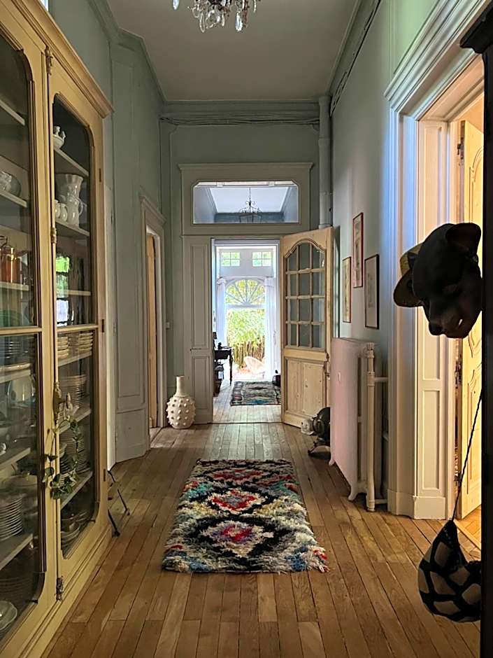 Une Nuit Au Château