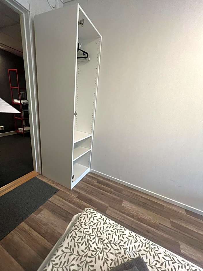 Rentalux Hostel - double & single rooms