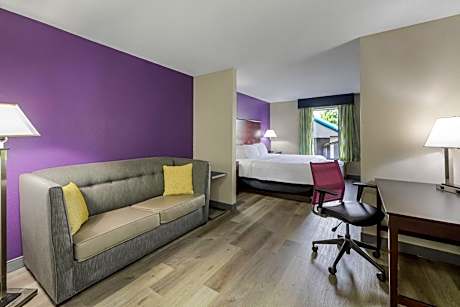 Executive King Room