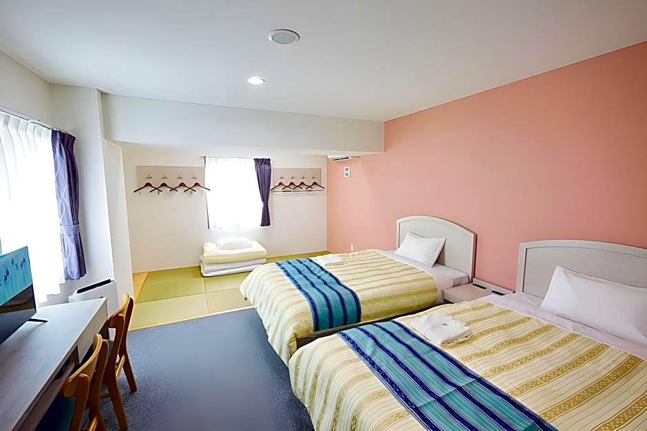 Hotel Peace Island Naha