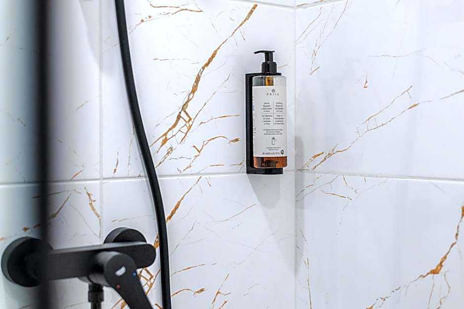 No 28 Rooms & Apartments