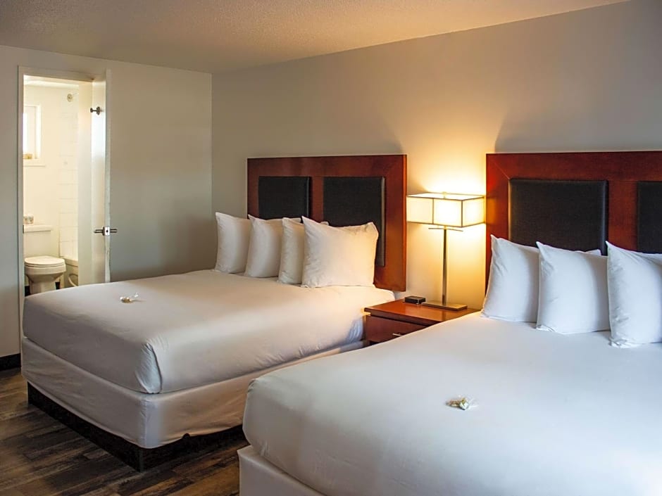 Hotel Penticton, Ascend Hotel Collection