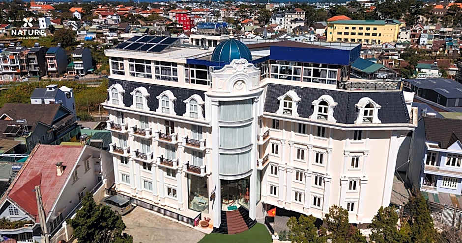 Nature Hotel - Pham Hong Thai