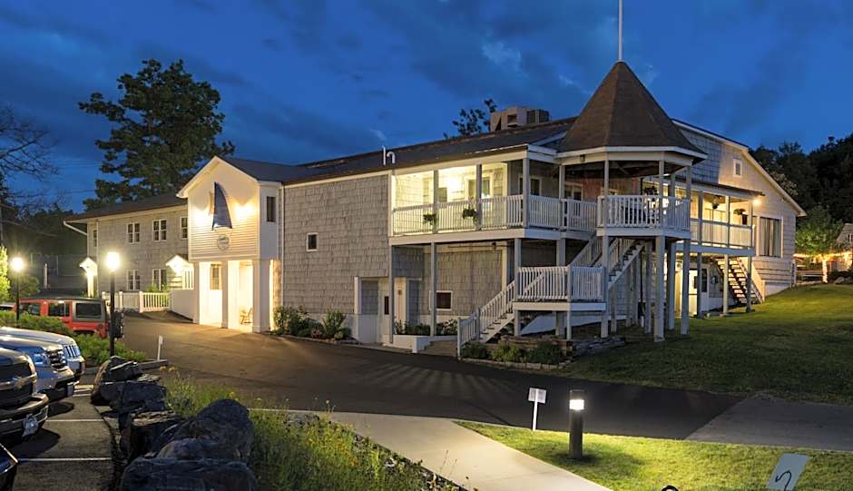 Atlantic Oceanside Hotel & Conference Center