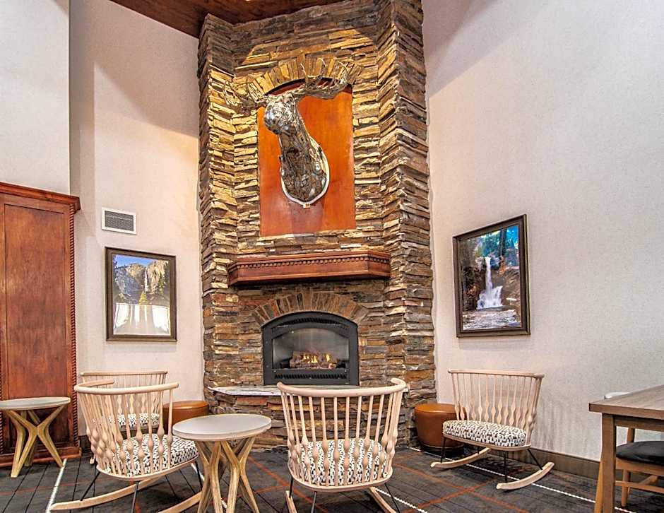 Holiday Inn Express Hotel & Suites Kalispell By IHG