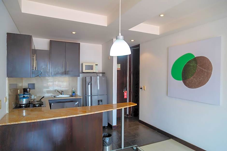 Hotel 104 Art Suites